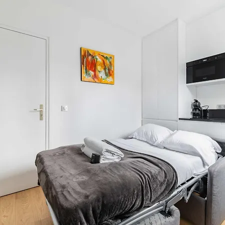 Cosy Metro Pereire 17 - 2p Apartment Paris