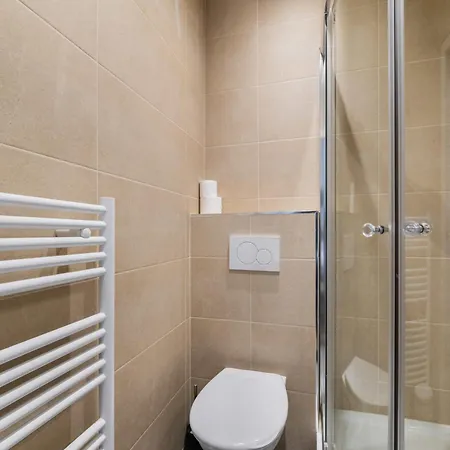Apartment Cosy Metro Pereire 17 - 2p Paris